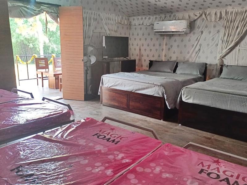 PALOMA HOLIDAY RESORTS JUNGLE SAFARI TENTS