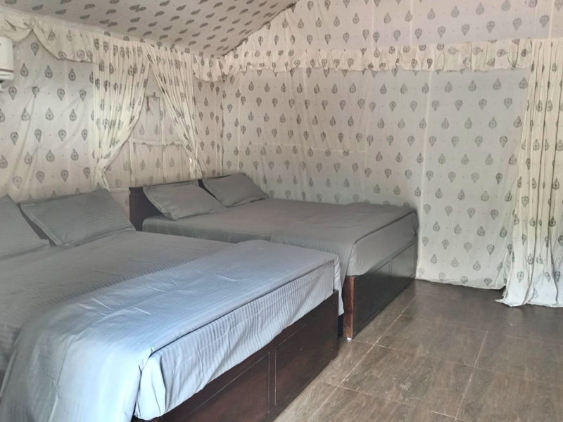 PALOMA HOLIDAY RESORTS JUNGLE SAFARI TENTS