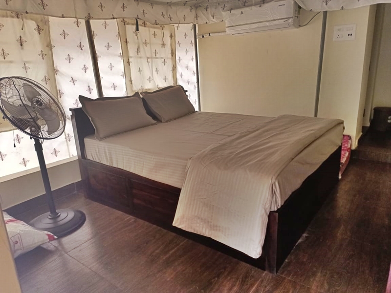 PALOMA HOLIDAY RESORTS JUNGLE SAFARI TENTS